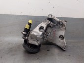 Recambio de bomba servodireccion para opel vectra b berlina 2.0 dti referencia OEM IAM 93175567  