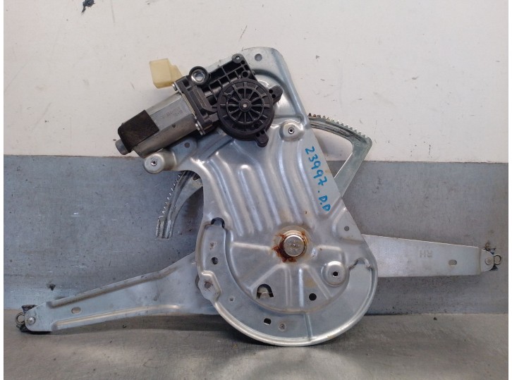 Recambio de elevalunas delantero derecho para volvo v70 familiar 2.4 cat referencia OEM IAM 30784579 30784579 