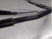 Recambio de brazo limpia delantero derecho para volvo v70 familiar 2.4 cat referencia OEM IAM 8624269 30655614 