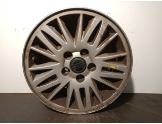Recambio de llanta para volvo v70 familiar 2.4 cat referencia OEM IAM 30639360 R156.5JX15X43 