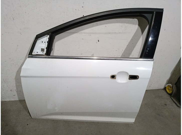 Recambio de puerta delantera izquierda para ford focus iii 1.6 ecoboost referencia OEM IAM 1706279 1706279 