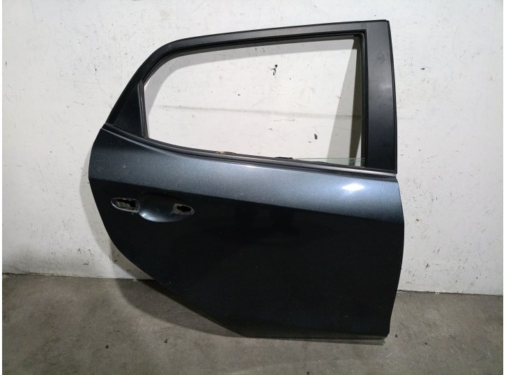 Recambio de puerta trasera derecha para mazda 2 lim. (de) 1.5 16v cat referencia OEM IAM ZY  