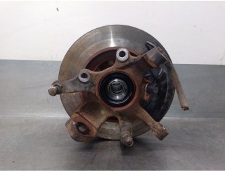 Replacement front left steering knuckle for Nissan Pick-Up (D22) 2.5 16V turbodiesel cat OEM IAM reference 40015VK355 40015VK