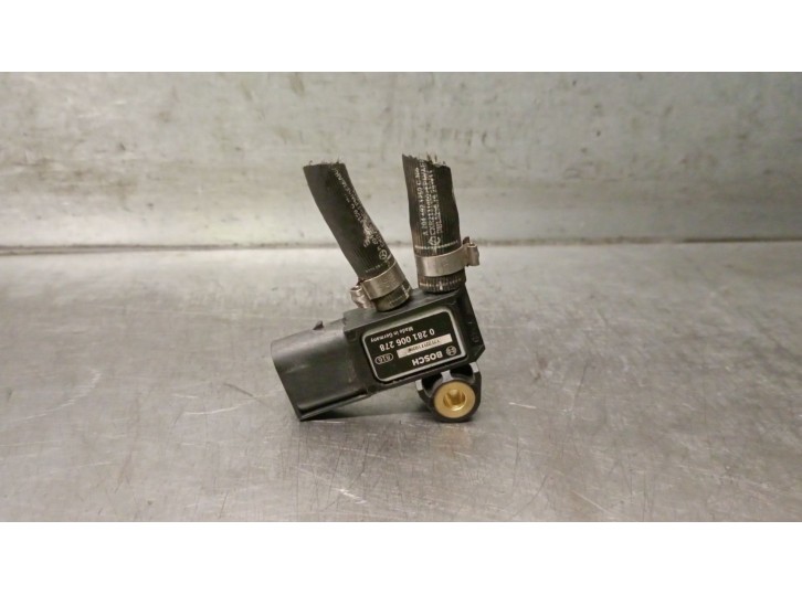 Recambio de sensor para mercedes-benz clase c (w204) berlina 2.1 cdi cat referencia OEM IAM 0281006278 BOSCH