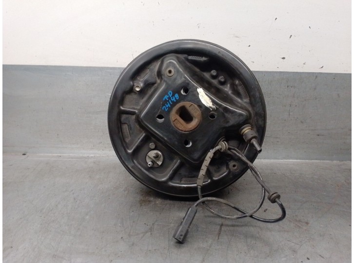 Recambio de mangueta trasera derecha para renault captur 1.5 dci diesel fap energy referencia OEM IAM K9KE6  