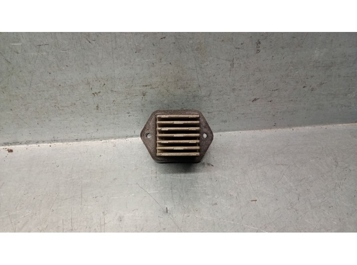 Recambio de resistencia calefaccion para kia carnival ii 2.9 crdi cat referencia OEM IAM K55261C08A K55261C08A 