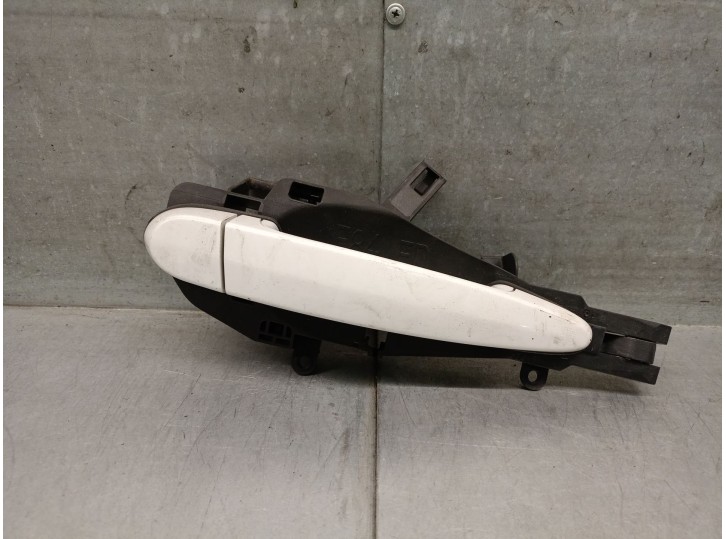 Recambio de maneta exterior delantera derecha para bmw x1 (e84) sdrive 18 d referencia OEM IAM 51212992986 51212992986 
