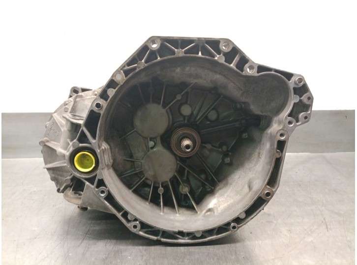 Replacement gearbox for Renault Espace IV (JK0) 2.2 dCi turbodiesel OEM IAM reference PK6061 