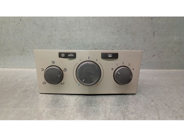 Recambio de mando climatizador para opel astra h twintop (a04) 1.6 (l67) referencia OEM IAM 13247814 1822657 