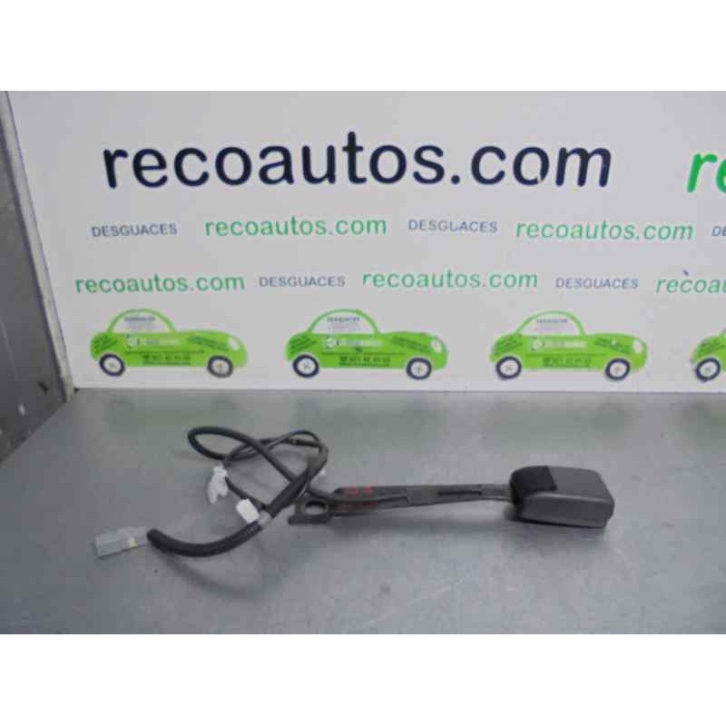 Recambio de enganche cinturon para toyota auris 1.3 16v cat referencia OEM IAM   