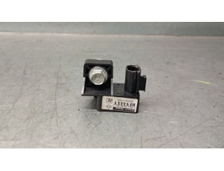 Recambio de sensor impacto para renault grand scenic ii (jm0/1_) 1.9 dci (jm0g, jm12, jm1g, jm2c) referencia OEM IAM 8200411025 
