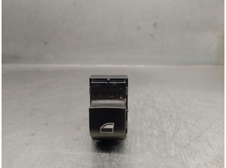 Recambio de mando elevalunas trasero izquierdo para bmw 3 gran turismo (f34) 320 d referencia OEM IAM 9208106 61319208106 