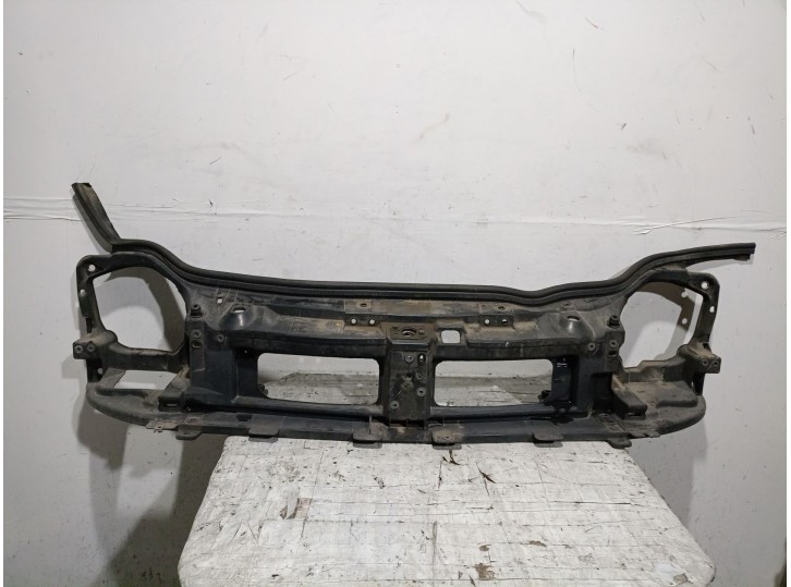 Recambio de panel frontal para renault trafic caja cerrada (ab 4.01) 1.9 diesel referencia OEM IAM 8200521859 8200521859 
