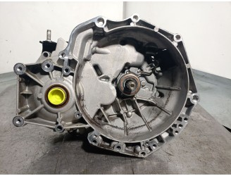 Recambio de caja cambios para opel astra g berlina 2.2 16v dti cat (y 22 dtr / l50) referencia OEM IAM UU55351000 700334 S28831C