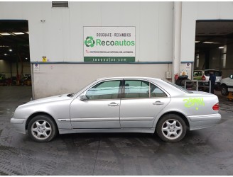 mercedes-benz clase e (w210) berlina diesel del año 2002