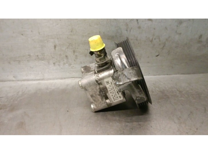 Recambio de bomba servodireccion para volvo v70 familiar 2.4 cat referencia OEM IAM 8683377 8251736 7613955141 ZFLS