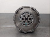 Replacement flywheel for Opel Antara A (L07) 2.2 CDTi OEM IAM reference 96899520 4818025 VALEO