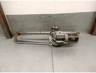 Recambio de motor limpia delantero para renault trafic caja cerrada (ab 4.01) 1.9 diesel referencia OEM IAM 7701055892 770105589