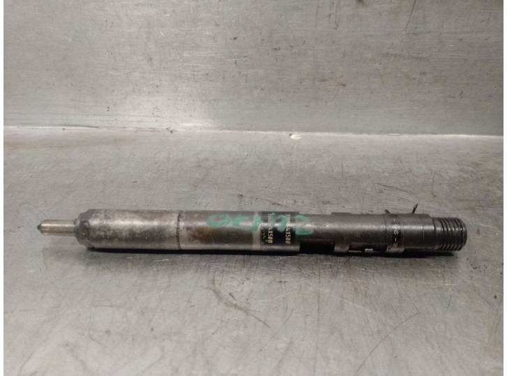 Recambio de inyector para kia carnival ii 2.9 crdi cat referencia OEM IAM 338004X500  EJBR02301Z DELPHI