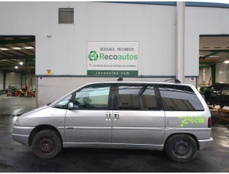 peugeot 806 del año 2002