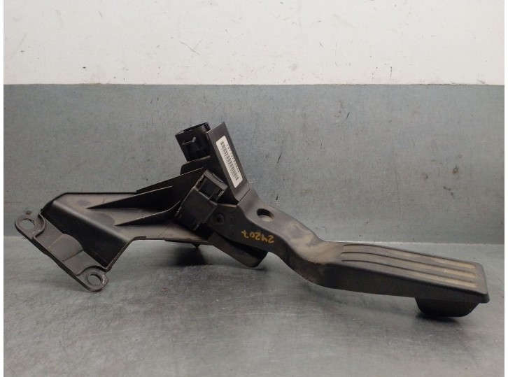 Recambio de potenciometro pedal para ford mondeo iii (b5y) 2.2 tdci referencia OEM IAM 2S719F836DA 1197542 