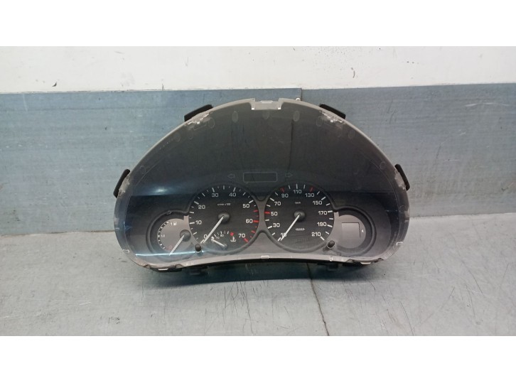 Recambio de cuadro instrumentos para citroën berlingo 1.6 16v hdi referencia OEM IAM 9662744380 6105W9 