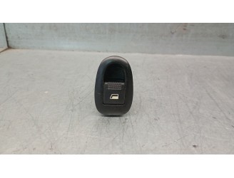 Replacement rear left window switch for Citroën C3 1.4 HDi SX Plus OEM IAM reference 6552ZG 6552ZG 