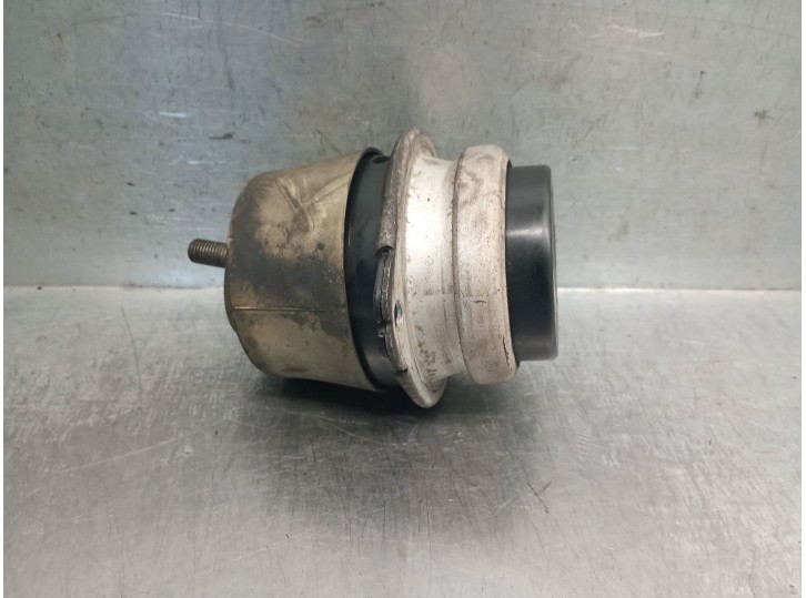 Recambio de soporte motor izquierdo para audi q7 (4l) 3.0 v6 24v tdi referencia OEM IAM 7L8199131A 7L8199131A 