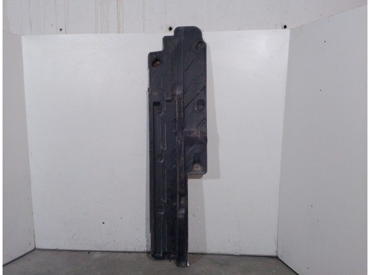 Recambio de cubrecarter para mercedes-benz clase c (w204) c 320 cdi familiar referencia OEM IAM A2046100108 A2046101308 