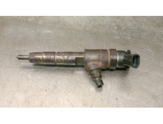 Recambio de inyector para peugeot partner kombi 1.6 16v hdi cat referencia OEM IAM 0445110739 BOSCH