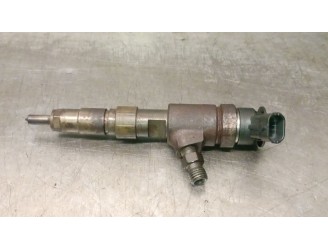 Recambio de inyector para peugeot partner kombi 1.6 16v hdi cat referencia OEM IAM 0445110739 BOSCH
