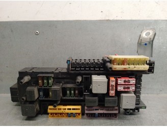 Recambio de caja reles / fusibles para mercedes-benz clase c (w204) c 320 cdi familiar referencia OEM IAM 017187811E 748038 HEL
