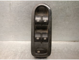 Recambio de mando elevalunas delantero izquierdo para renault scenic ii 1.6 16v referencia OEM IAM 8200364797 8200364797 