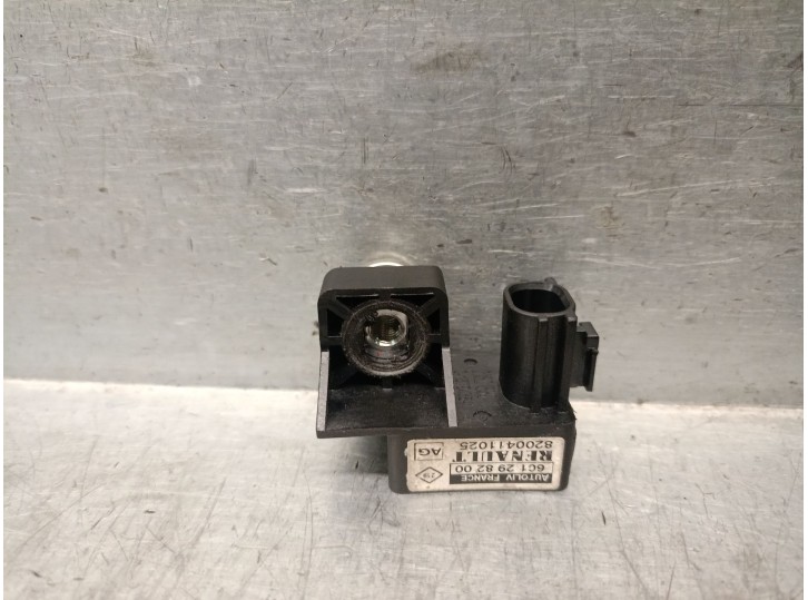 Recambio de sensor impacto para renault scenic ii 1.6 16v referencia OEM IAM 8200411025  601298200 AUTOLIV