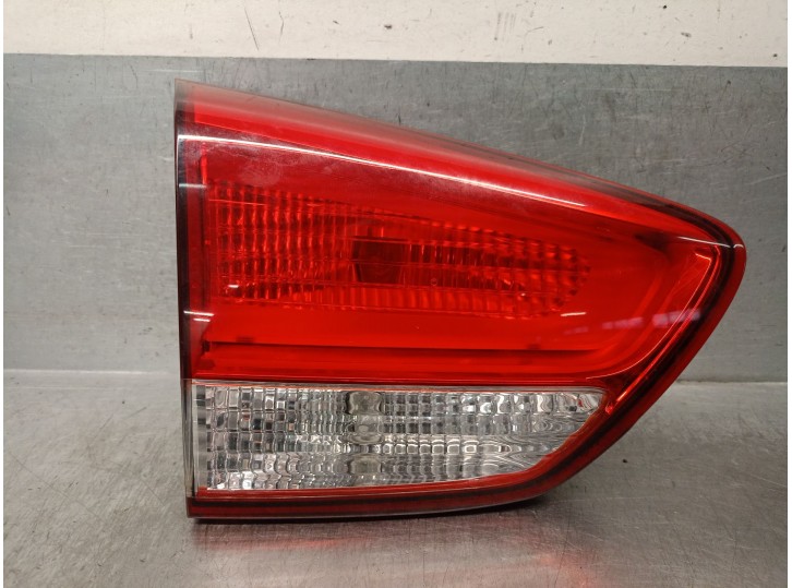 Recambio de piloto trasero izquierdo para kia carens iv 1.7 crdi referencia OEM IAM 92403A4010 92403A4020 