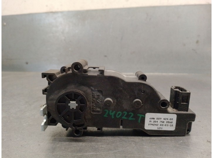 Recambio de motor cierre centralizado porton para mercedes-benz clase c (w204) c 320 cdi familiar referencia OEM IAM A2047500060