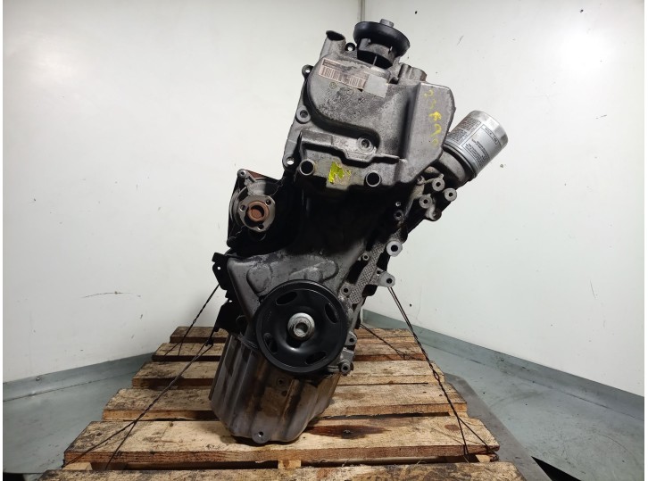 Recambio de bloque para volkswagen jetta iii (1k2) 1.4 tsi referencia OEM IAM CAXA 03C103011AS 610573