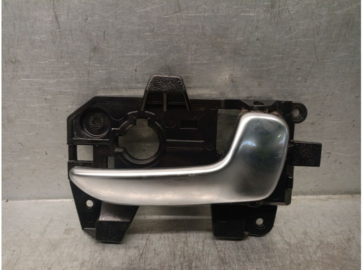 Recambio de maneta interior delantera derecha para kia carens iv 1.7 crdi referencia OEM IAM 82623RP000 82620A4110CRP 