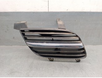 Recambio de rejilla delantera para nissan almera ii (n16) 2.2 di referencia OEM IAM 62332BM400 62310BM425 