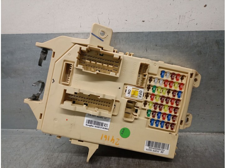 Recambio de caja reles / fusibles para kia carens iv 1.7 crdi referencia OEM IAM 91950A4510  KYUNGSHIN