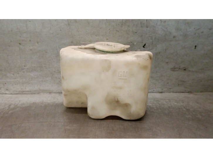 Recambio de deposito limpia para opel corsa a 1.2 referencia OEM IAM 90119144  