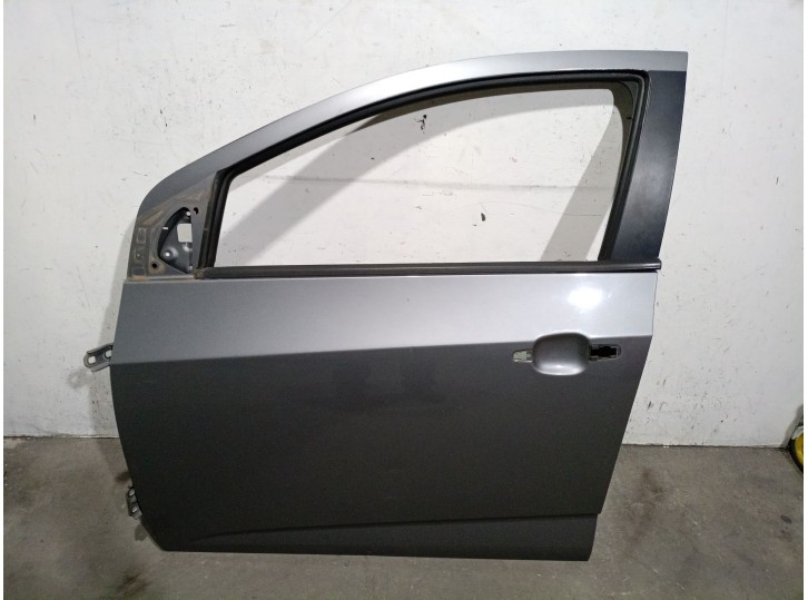 Recambio de puerta delantera izquierda para chevrolet aveo 1.2 cat referencia OEM IAM 95940507 95940507 