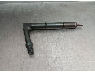 Replacement injector for Nissan Pick-Up (D22) 2.5 16V Turbodiesel CAT OEM IAM reference 16600VK525 16600VK525 