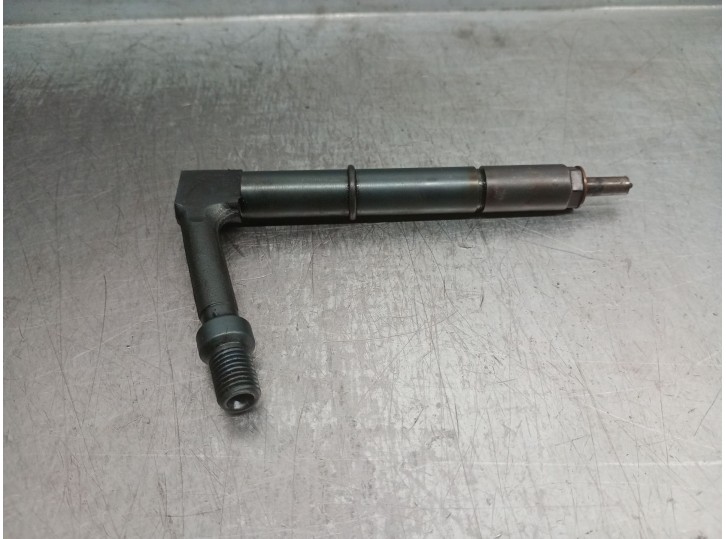 Recambio de inyector para nissan pick-up (d22) 2.5 16v turbodiesel cat referencia OEM IAM 16600VK525 16600VK525 