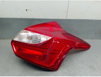 Recambio de piloto trasero derecho para ford focus iii 1.6 ecoboost referencia OEM IAM BM5113404A  