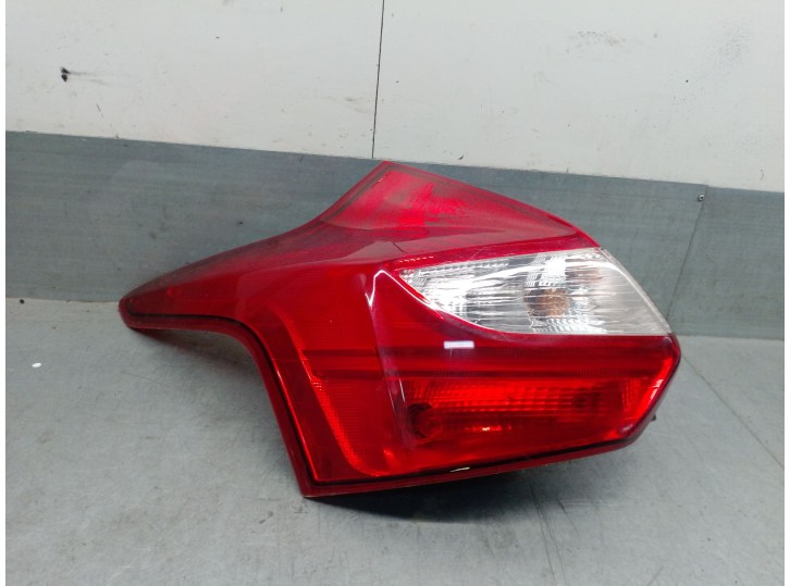 Replacement left rear light for Ford Focus III 1.6 EcoBoost OEM IAM reference BM5113405A 1873933 