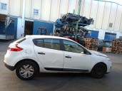 renault megane iii berlina 5 p del año 2013