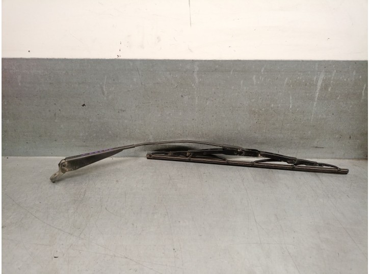 Recambio de brazo limpia trasero para renault 5 gtl ( b/c40) referencia OEM IAM 7701030795 7701030795 