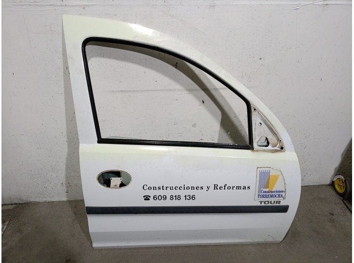 Recambio de puerta delantera derecha para opel combo (corsa c) 1.3 16v cdti cat (z 13 dt / ln9) referencia OEM IAM 124565 124565