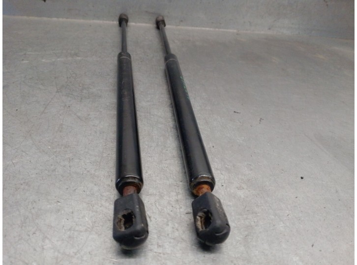 Recambio de amortiguadores maletero / porton para mercedes-benz clase c (w204) c 320 cdi familiar referencia OEM IAM A2047400145